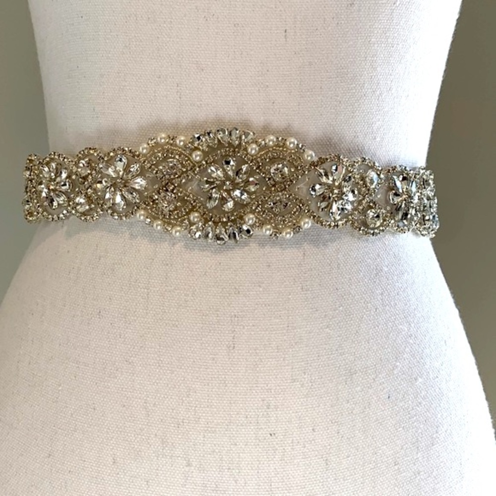 NEW! Embellished Wedding/Bridal Sash/Belt Applique